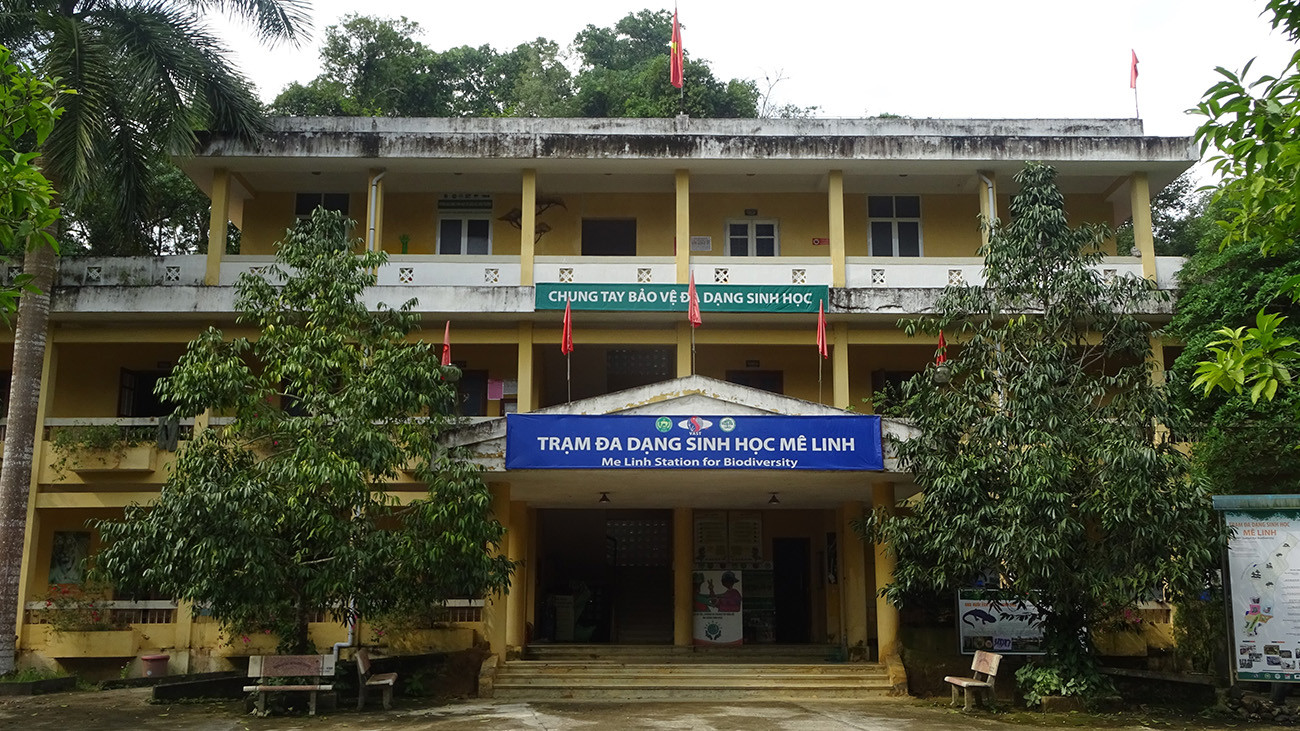 The entrance to the “Me Linh Station for Biodiversity” in northern Vietnam. It is run by the Institute for Ecology and Biological Resources (IEBR) in Hanoi. The Cologne Zoo supports the station with staff and financing.  
| Thomas Ziegler